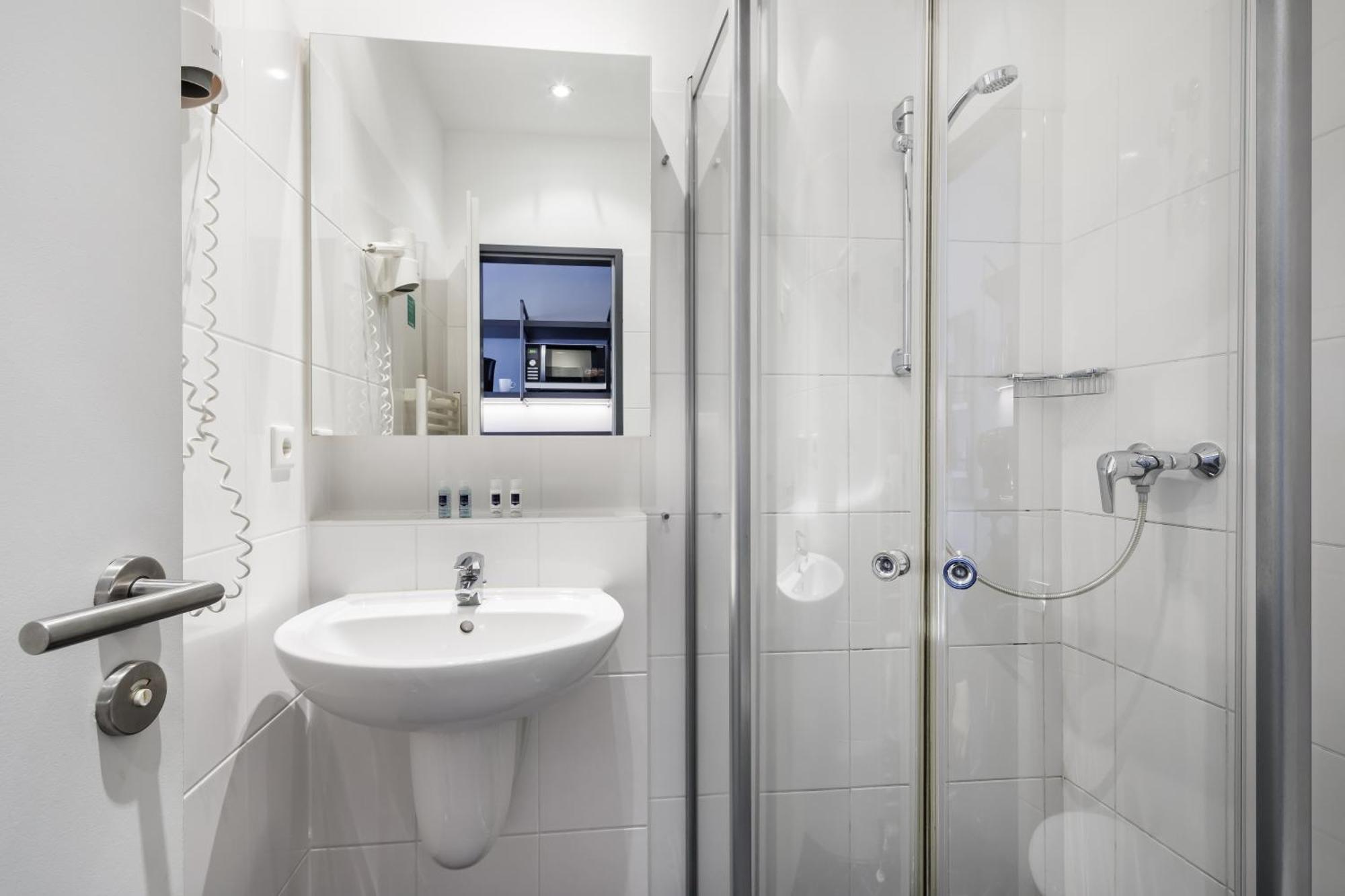 Hotel Luetzow Berlin Dış mekan fotoğraf